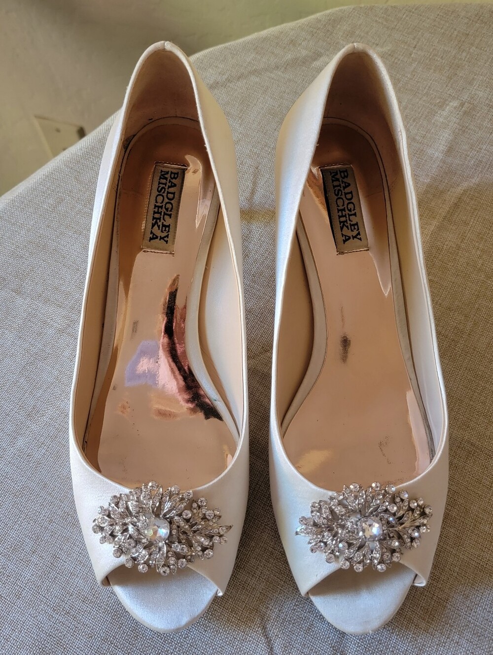 Badgley Mischka Ivory Satin Peep Toe Wedding Pumps